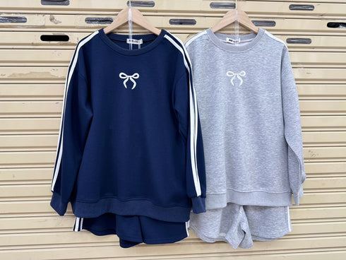 BEchic Ladies Winter Sweatshirt With Shorts